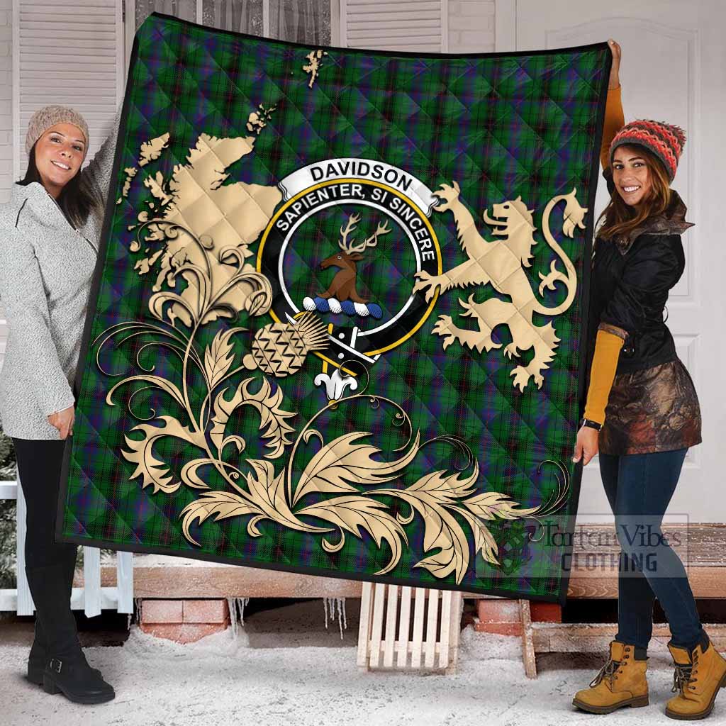 Davidson Tartan Crest Premium Quilt with Scottish Iconic Symbols 