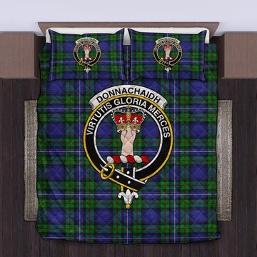 Donnachaidh Tartan Quilt Bed Set with Family Crest