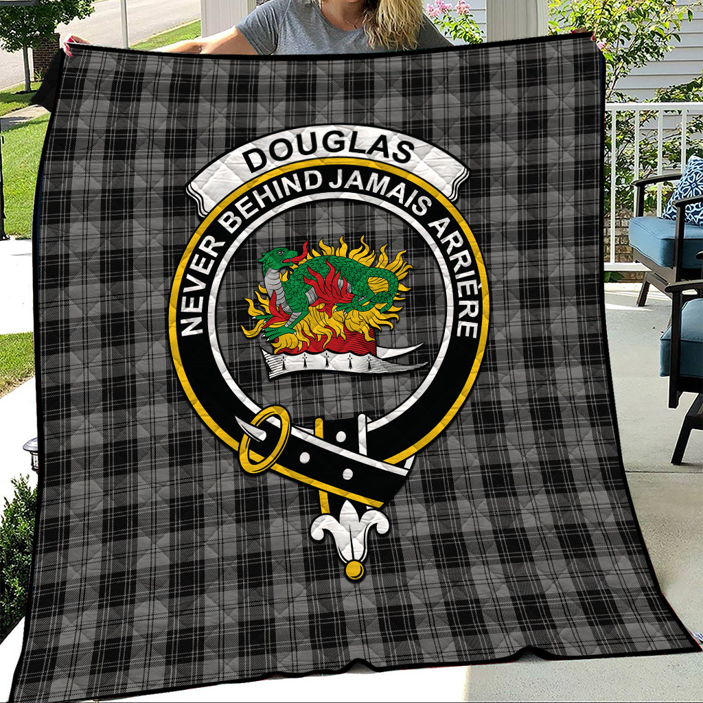 douglas-grey-tartan-quilt-with-family-crest