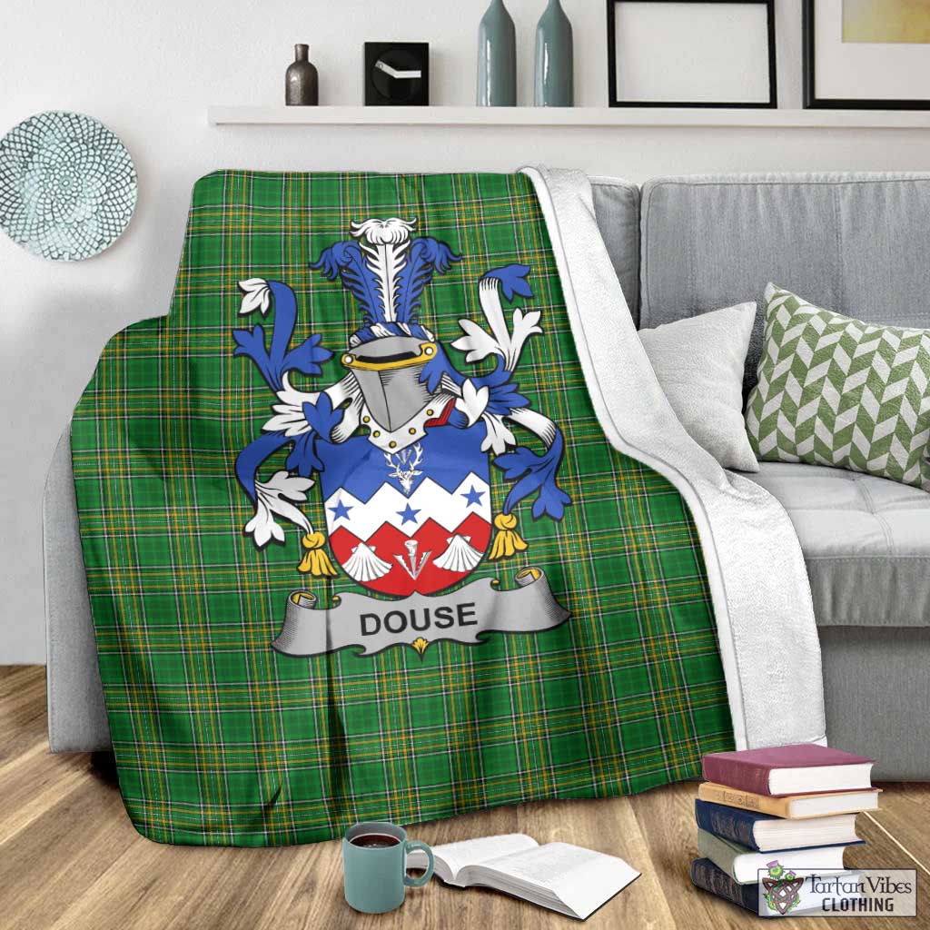 Tartan Vibes Clothing Douse Irish Clan Tartan Blanket with Coat of Arms