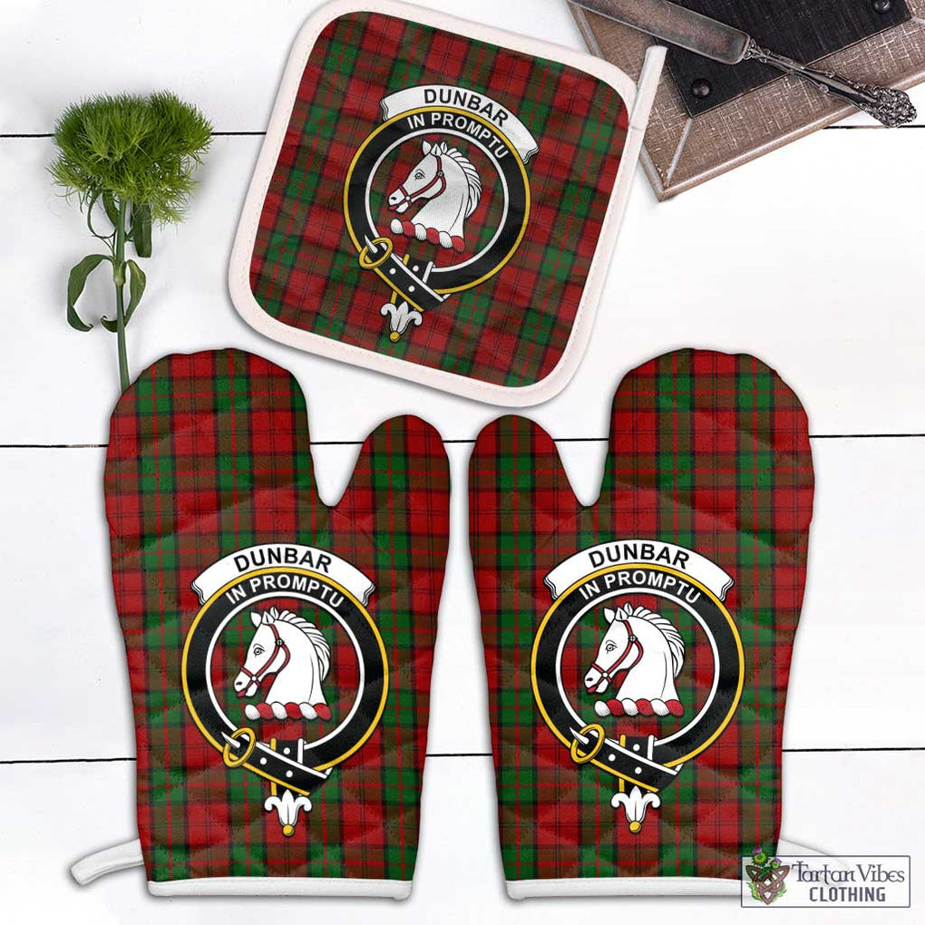 Dunbar Tartan Combo Oven Mitt & Pot-Holder with Family Crest Combo 1 Oven Mitt & 1 Pot-Holder White - Tartan Vibes Clothing