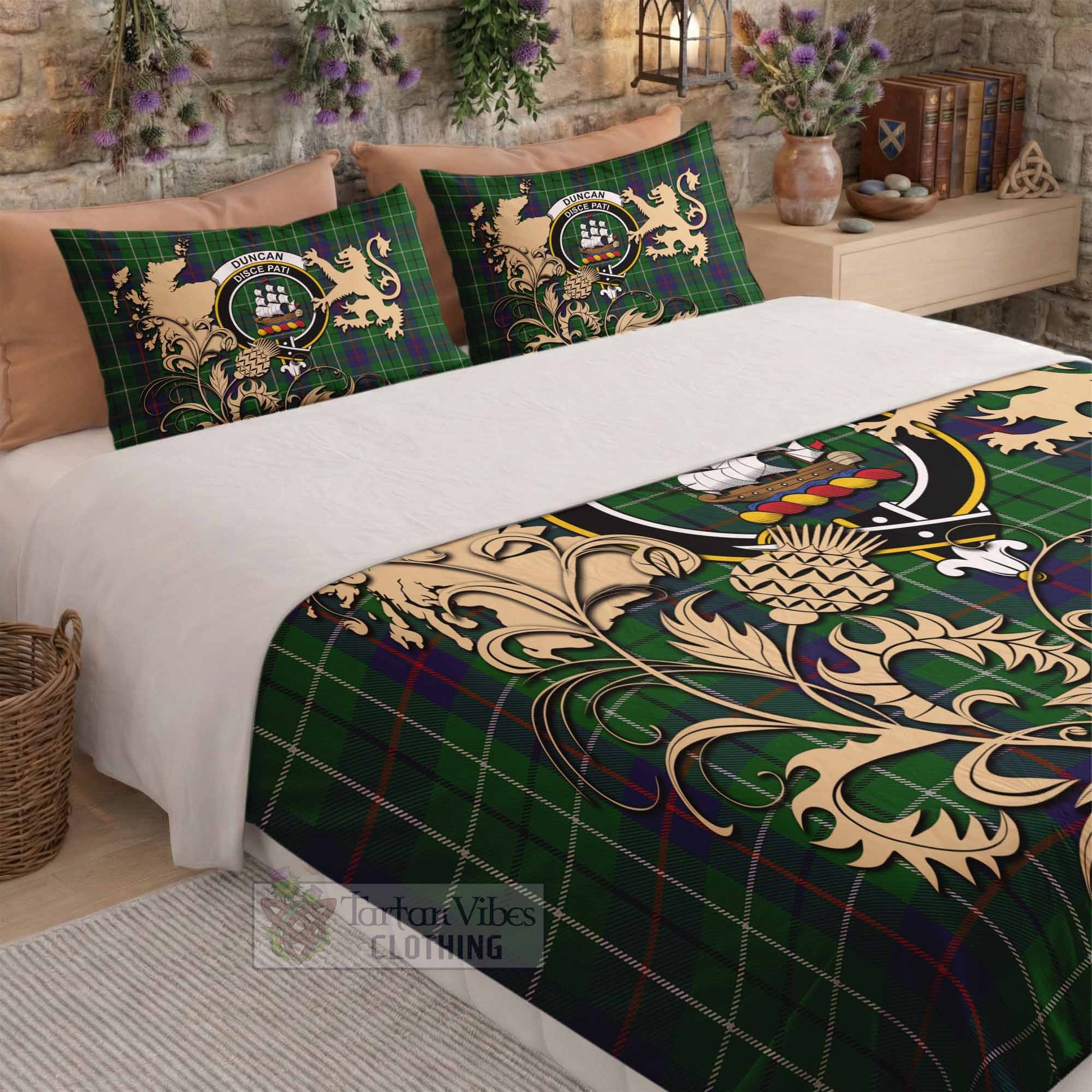 Duncan Tartan Crest Bedding Set with Scottish Iconic Symbols 