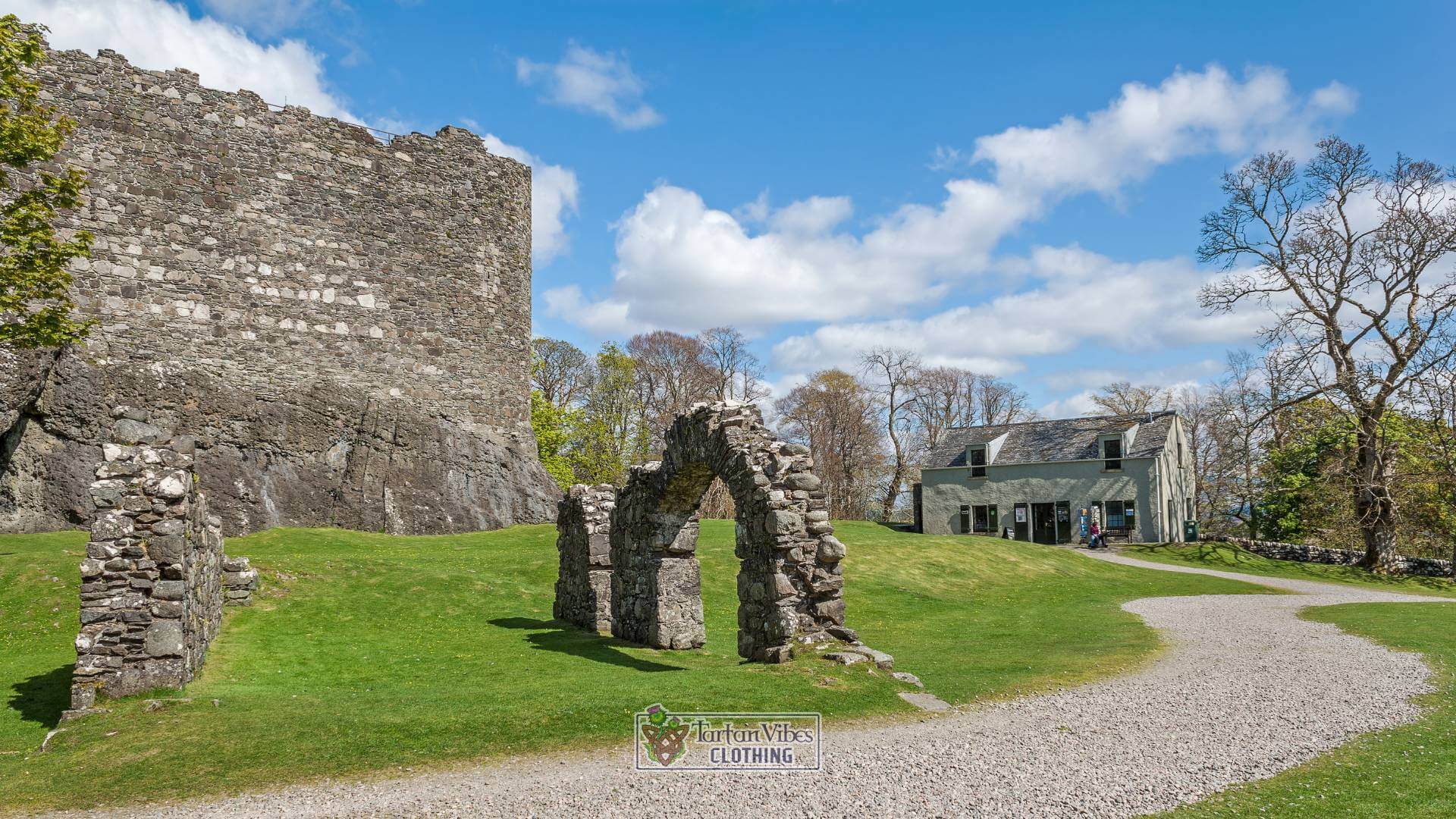 Dunstaffnage Architecture