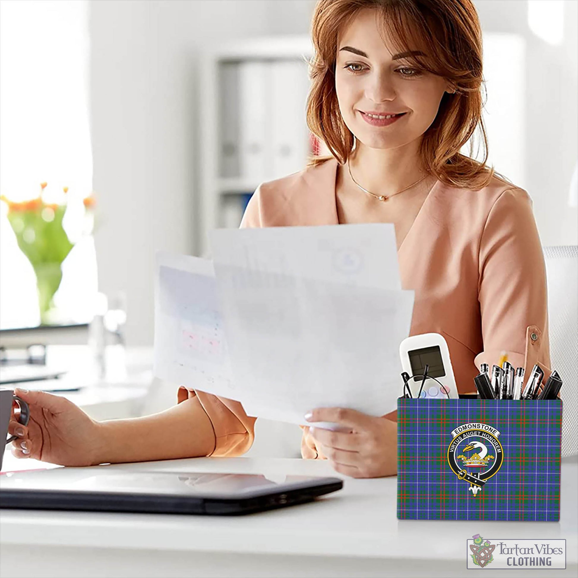 Edmonstone Tartan Pen Holder with Family Crest - Tartan Vibes Clothing