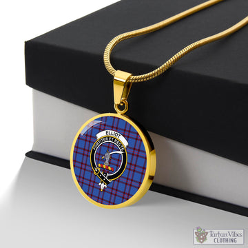 Elliot Modern Tartan Circle Necklace with Family Crest