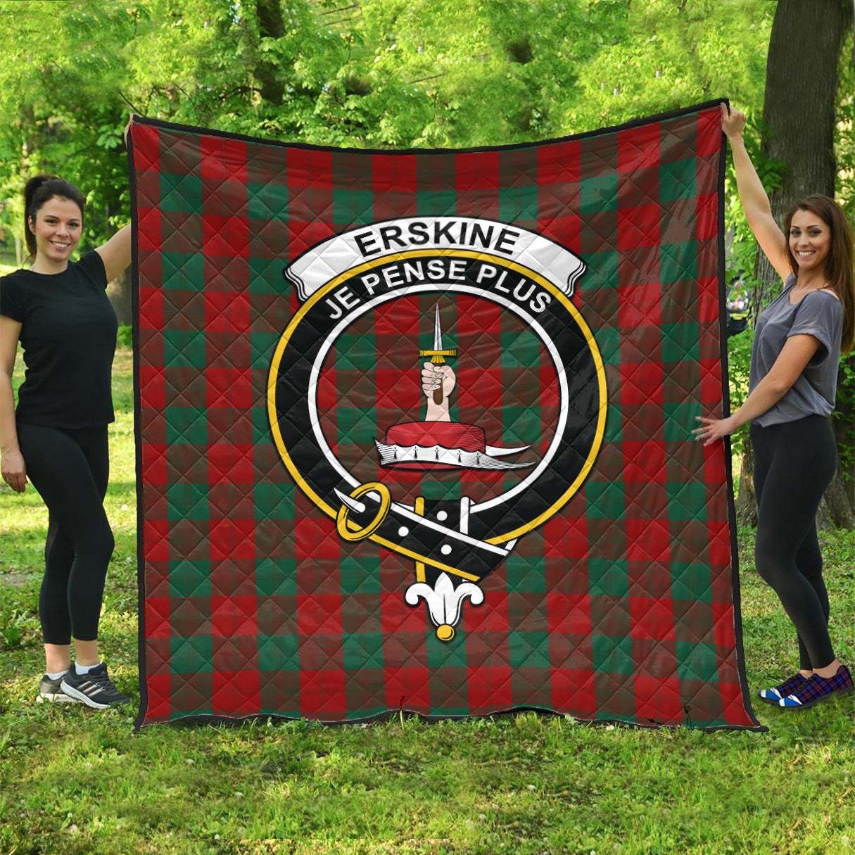 erskine-tartan-quilt-with-family-crest