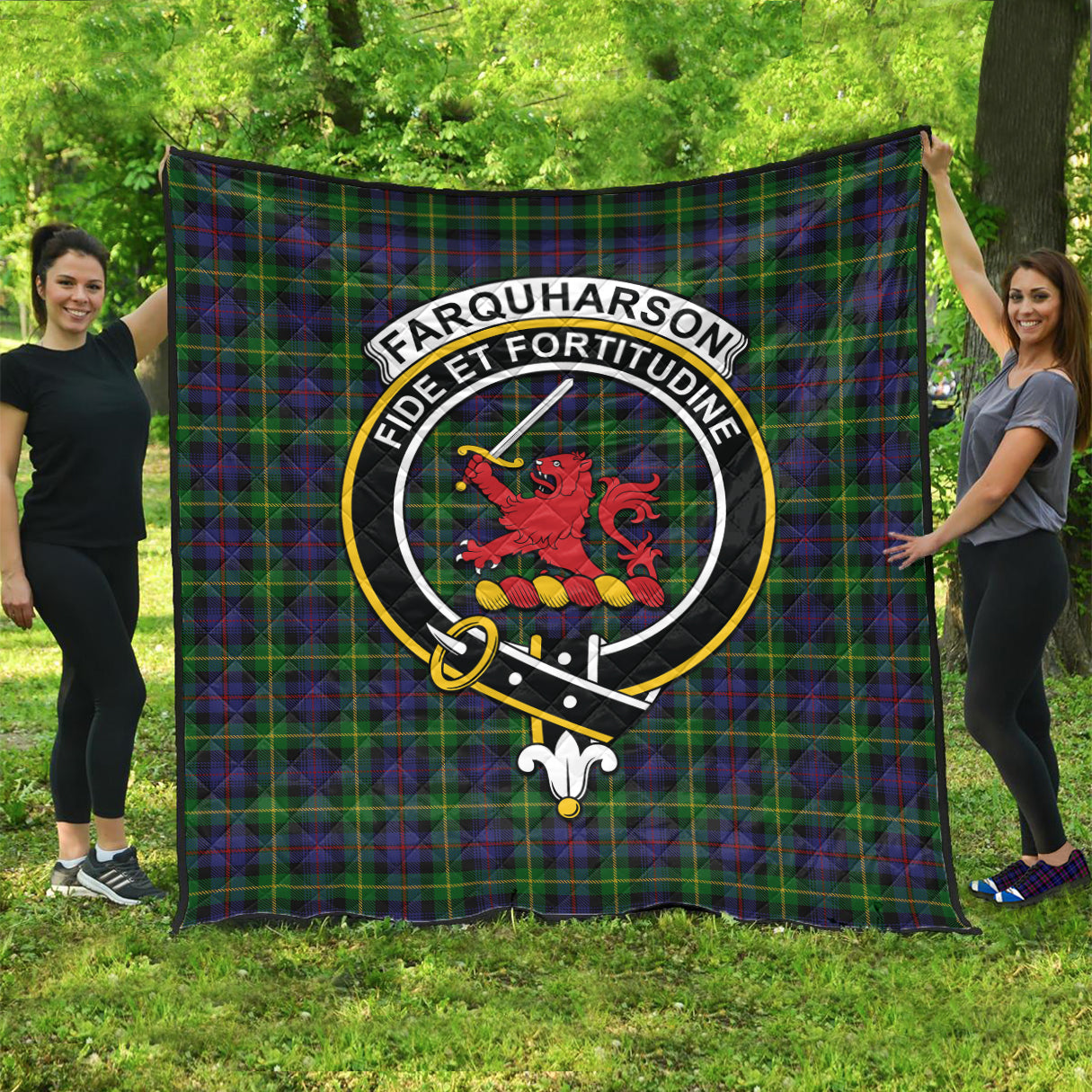 farquharson-tartan-quilt-with-family-crest