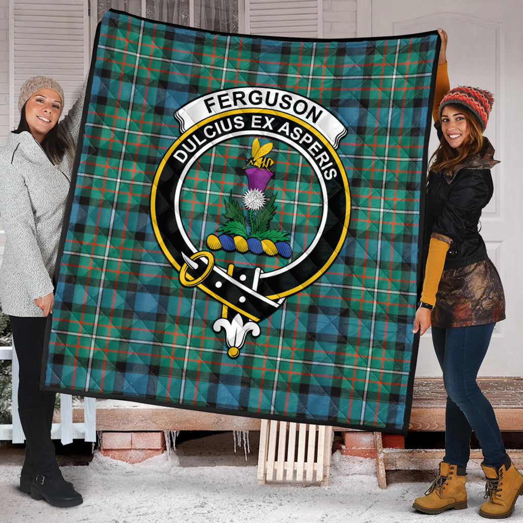 ferguson-ancient-tartan-quilt-with-family-crest