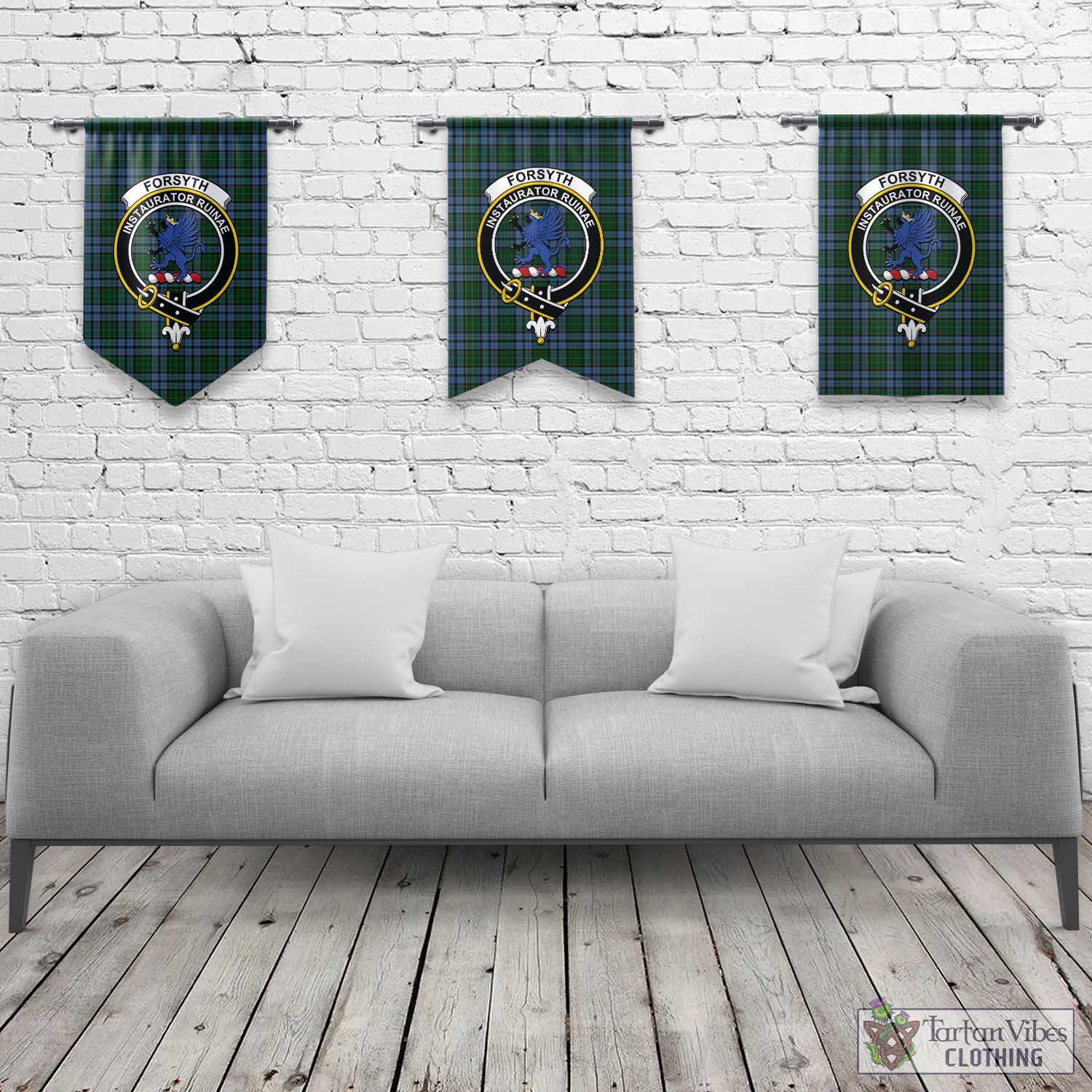 Forsyth Tartan Gonfalon, Tartan Banner with Family Crest Rectangle - Tartan Vibes Clothing