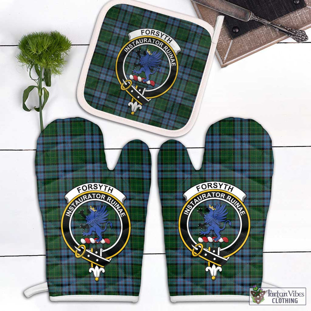 Forsyth Tartan Combo Oven Mitt & Pot-Holder with Family Crest Combo 2 Oven Mitt & 1 Pot-Holder Black - Tartan Vibes Clothing