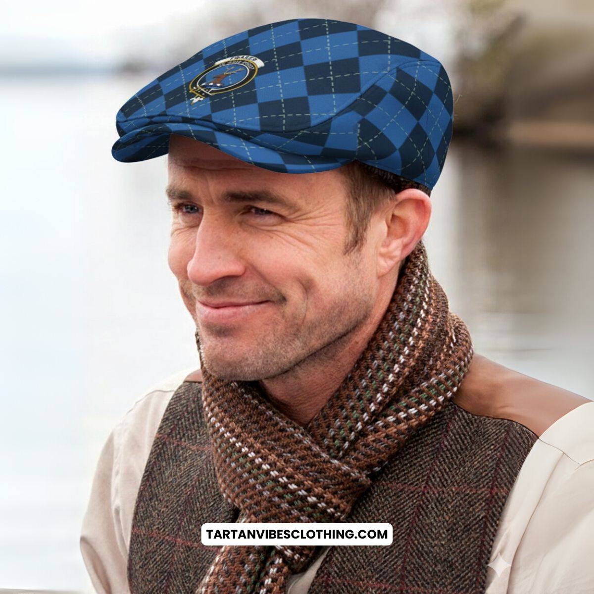 Fraser Scottish Family Crest Flat Cap, Jeff Cap Navy Argyle Classic Style