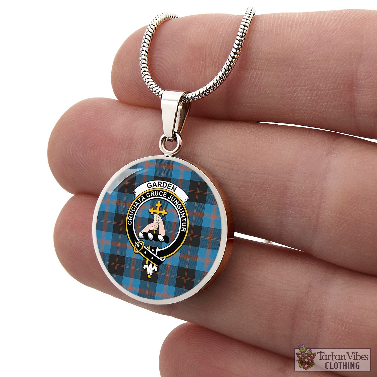 Garden (Gardyne) Tartan Circle Necklace with Family Crest - Tartan Vibes Clothing