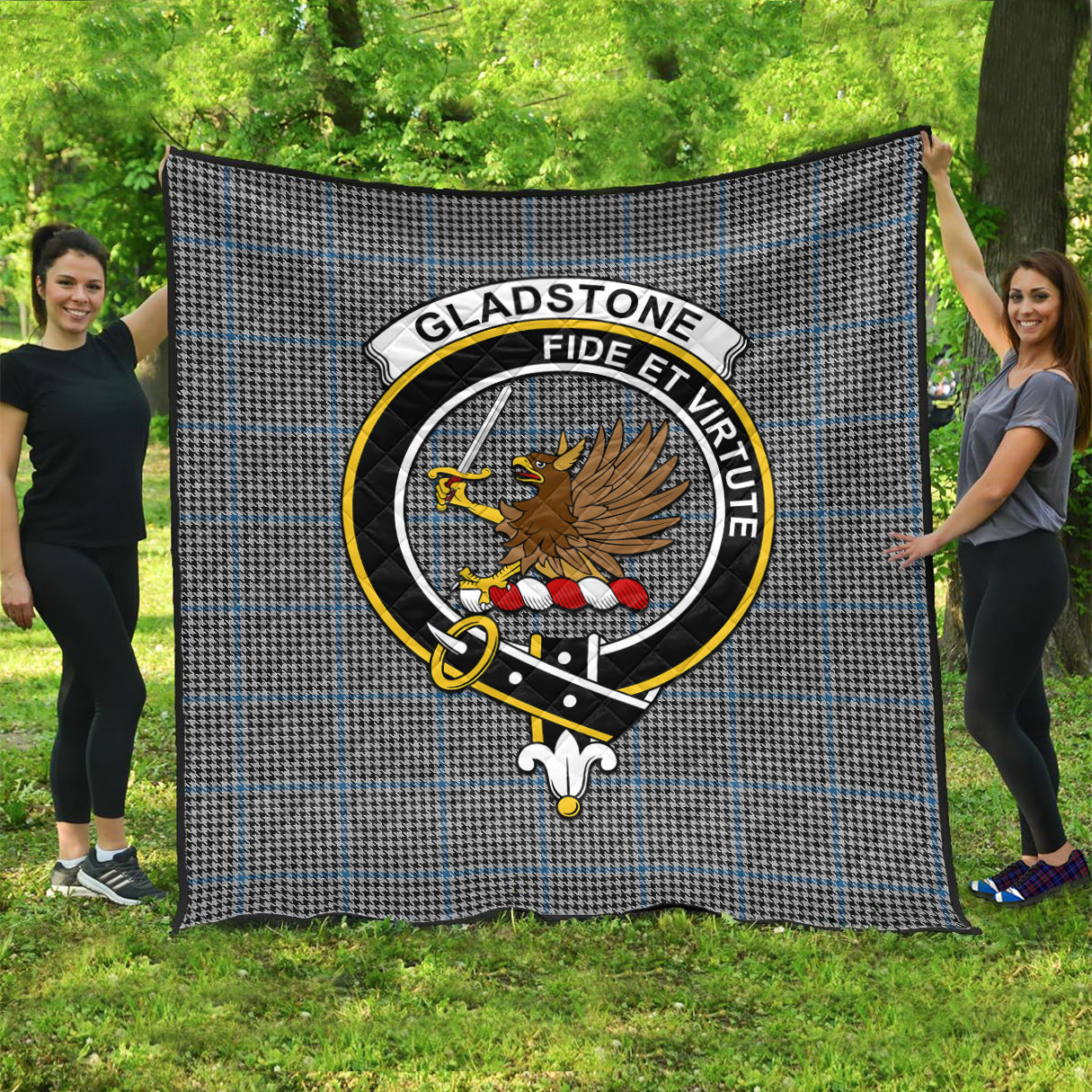 gladstone-tartan-quilt-with-family-crest