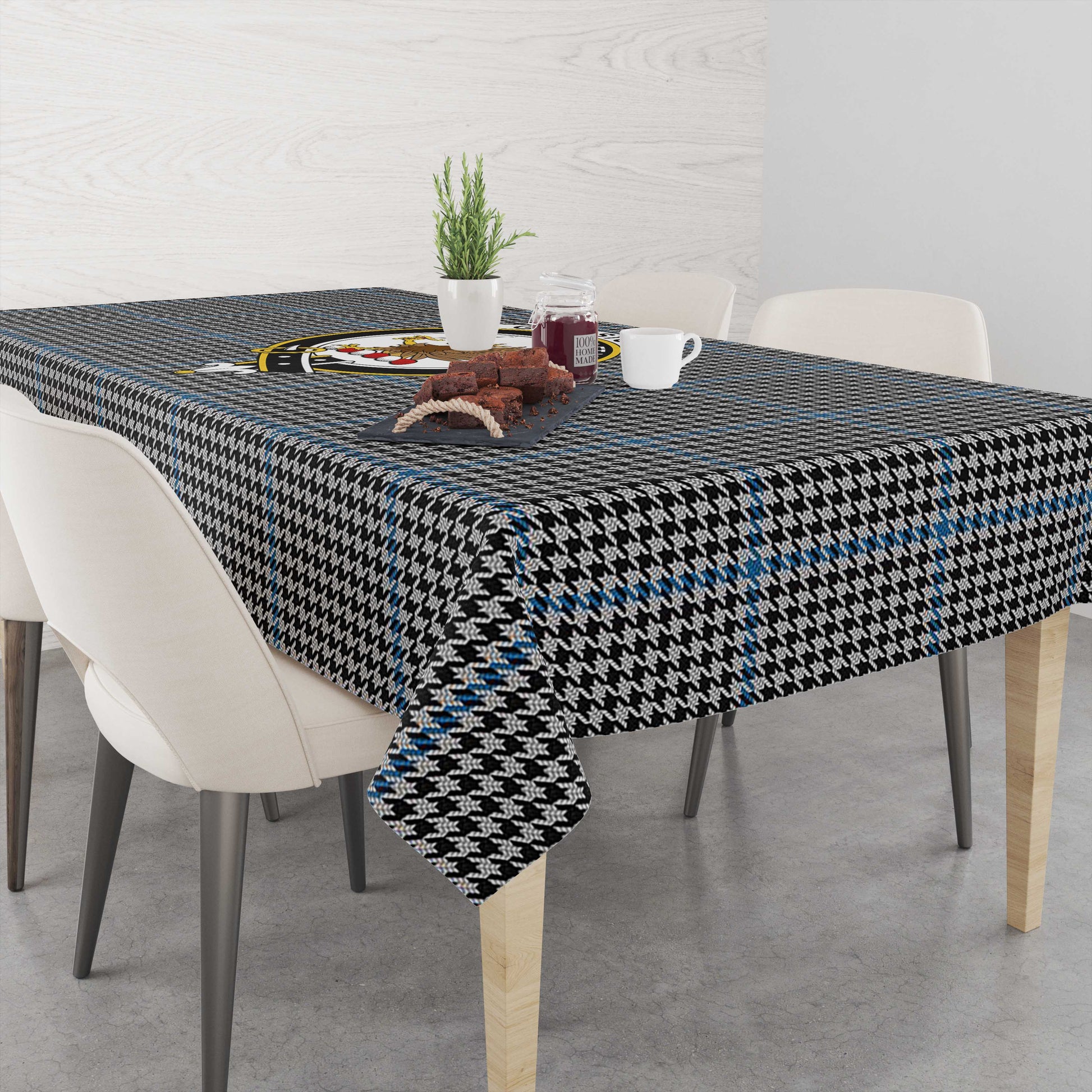 gladstone-tatan-tablecloth-with-family-crest