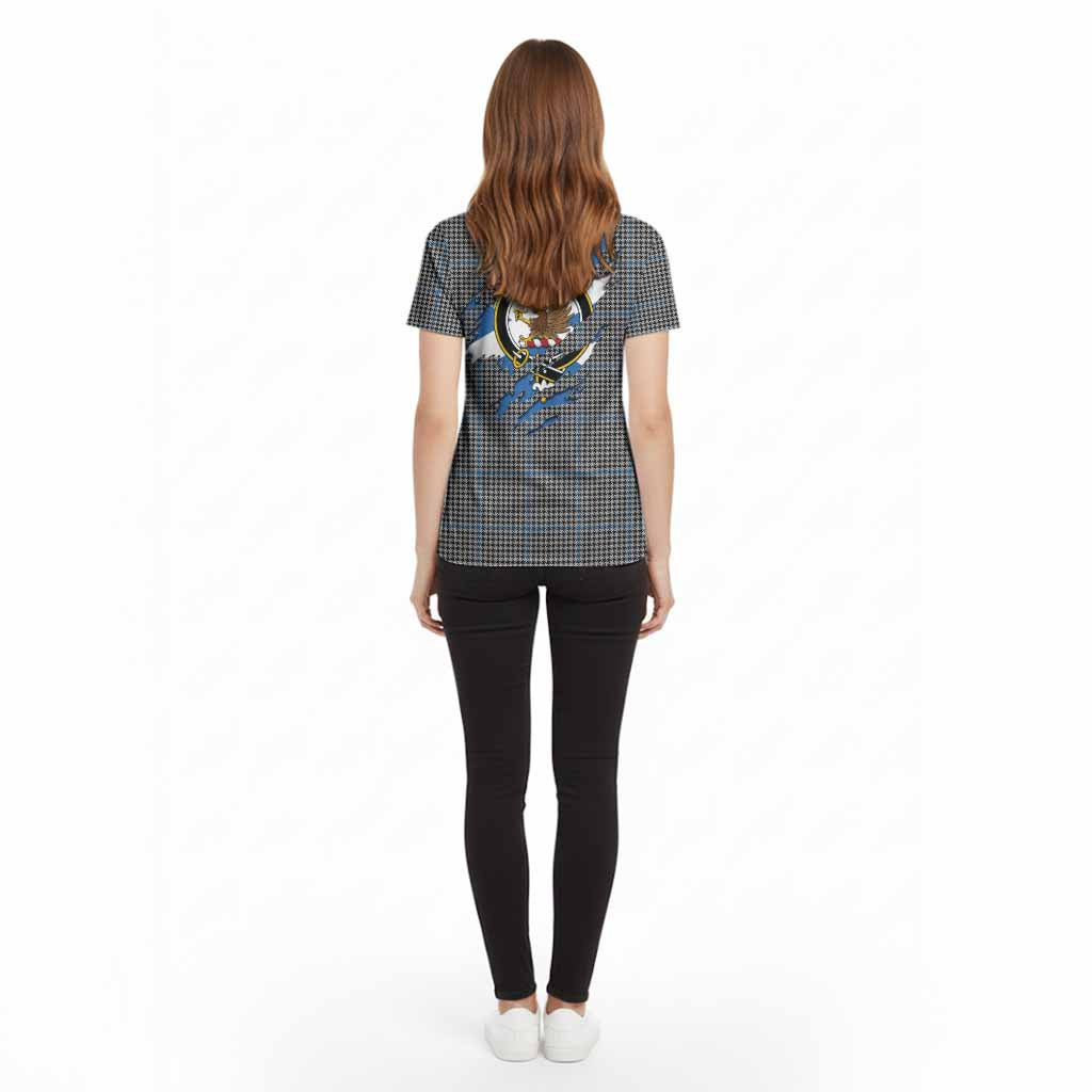 Gladstone (Gladstanes) Clan Crest In Me Tartan Cotton T-shirt Scotland Flag Style