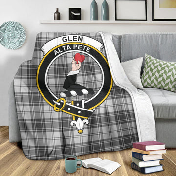 glen-tartab-blanket-with-family-crest
