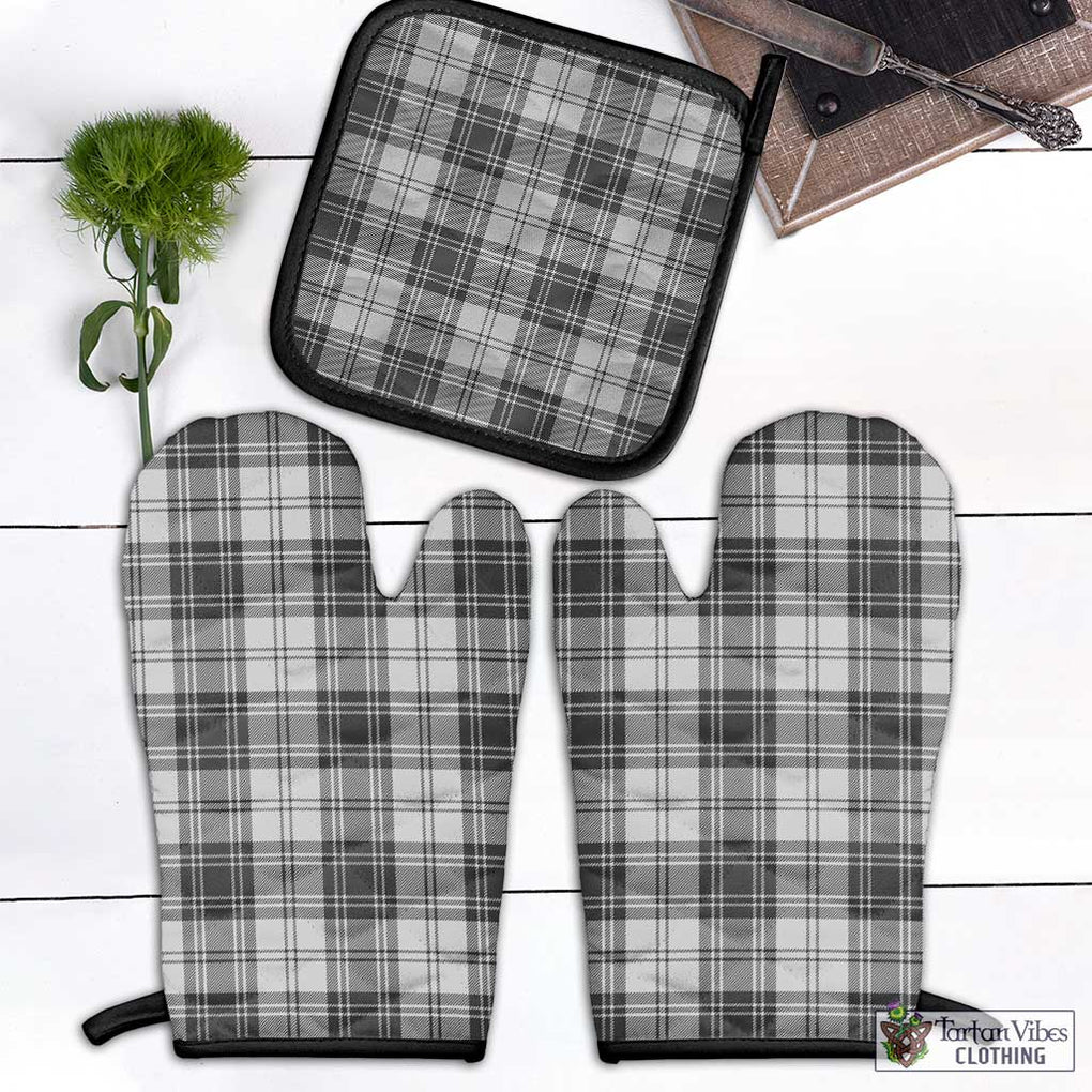 Glen Tartan Combo Oven Mitt & Pot-Holder Combo 1 Oven Mitt & 1 Pot-Holder Black - Tartan Vibes Clothing