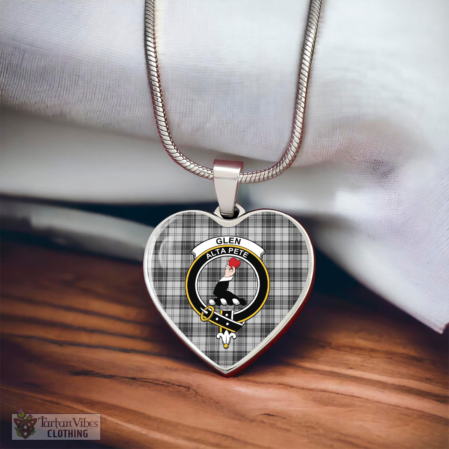 Tartan Vibes Clothing Glen Tartan Heart Necklace with Family Crest
