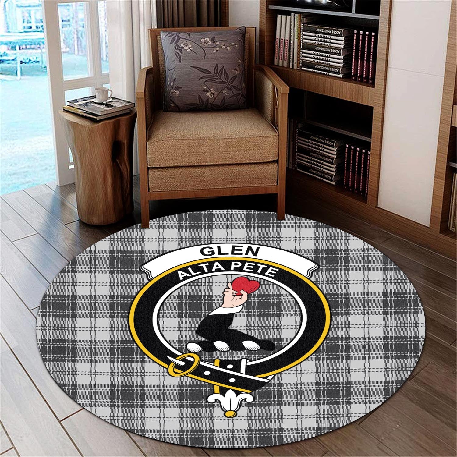 glen-tartan-round-rug-with-family-crest