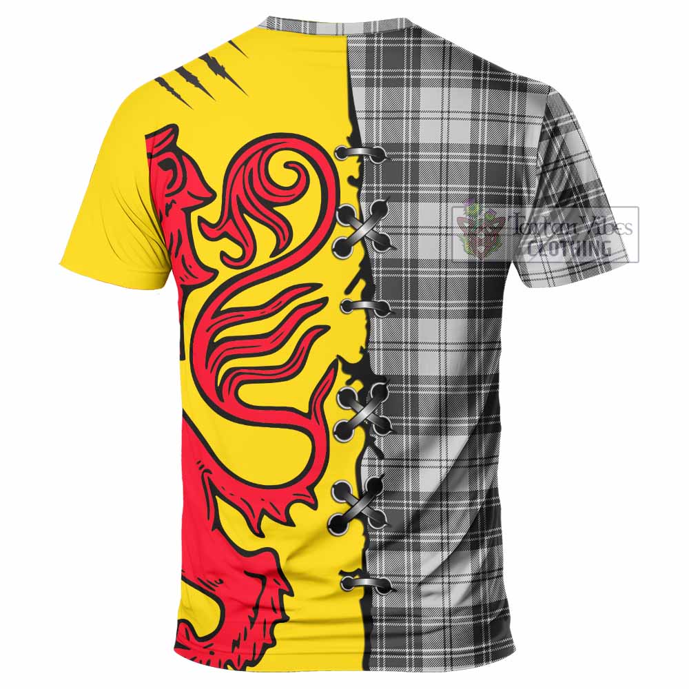Glen Tartan Family Crest T-shirt Lion Rampant Honor - Tartan Vibes Clothing