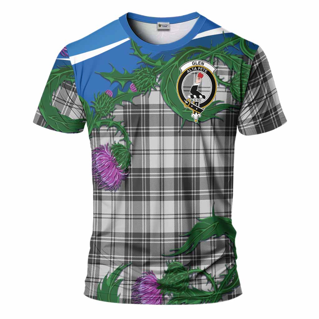 Glen Tartan Family Crest T-Shirt Thistle in Minimalism
