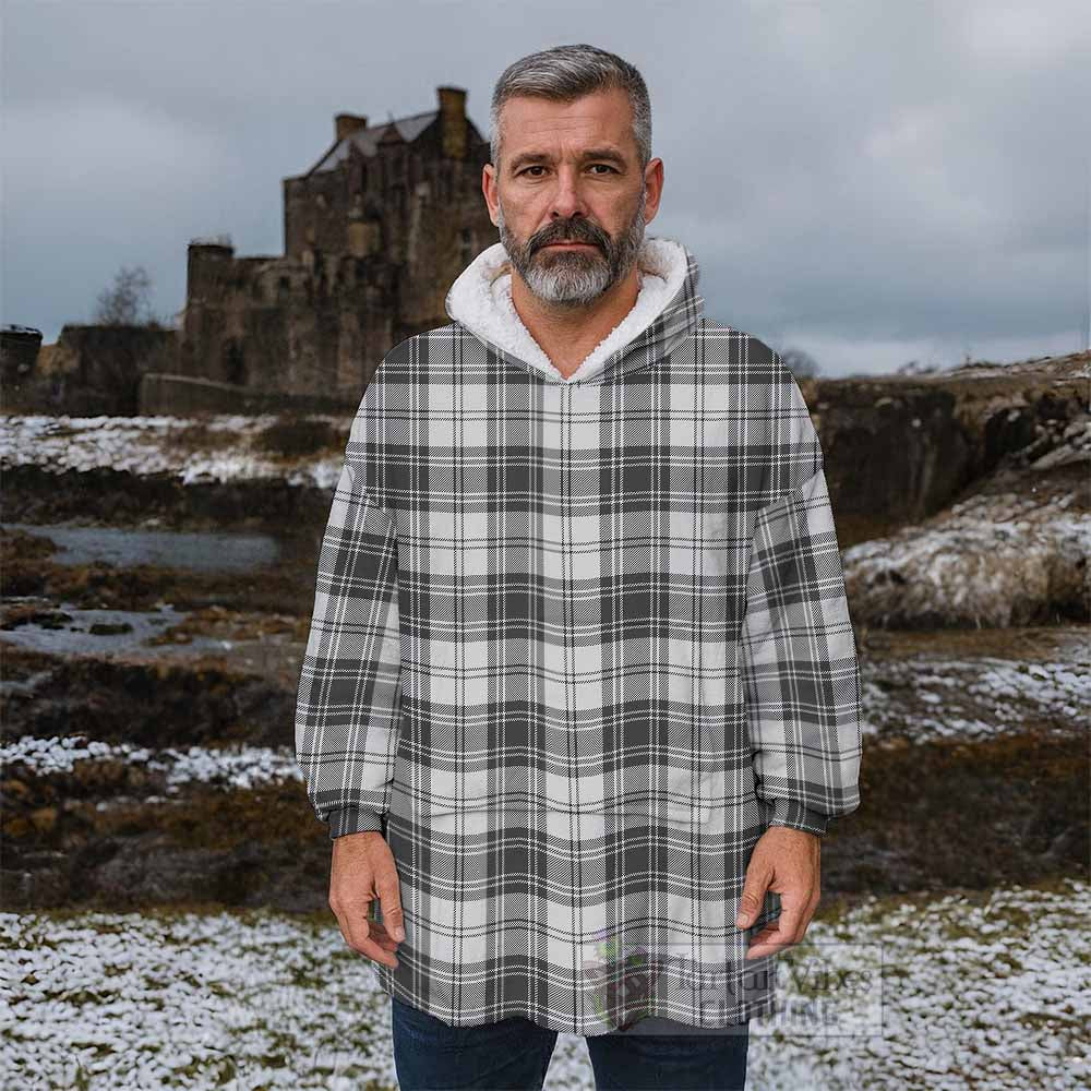 Glen Tartan Wearable Blanket - Tartan Vibes Clothing