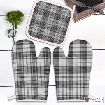 Glendinning Tartan Combo Oven Mitt & Pot-Holder Combo 2 Oven Mitt & 1 Pot-Holder Black - Tartan Vibes Clothing