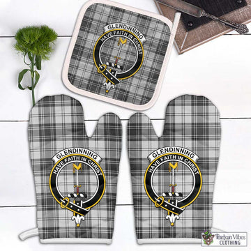 Glendinning Tartan Combo Oven Mitt & Pot-Holder with Family Crest Combo 2 Oven Mitt & 1 Pot-Holder Black - Tartan Vibes Clothing