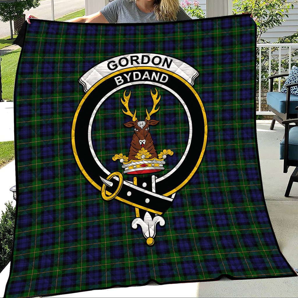 gordon-tartan-quilt-with-family-crest