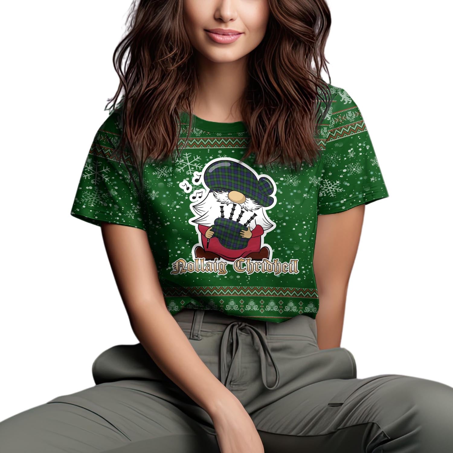 Gordon Clan Christmas Family T-Shirt with Funny Gnome Playing Bagpipes Women's Shirt Green - Tartanvibesclothing