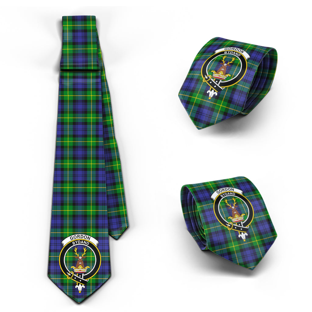gordon-modern-tartan-classic-necktie-with-family-crest