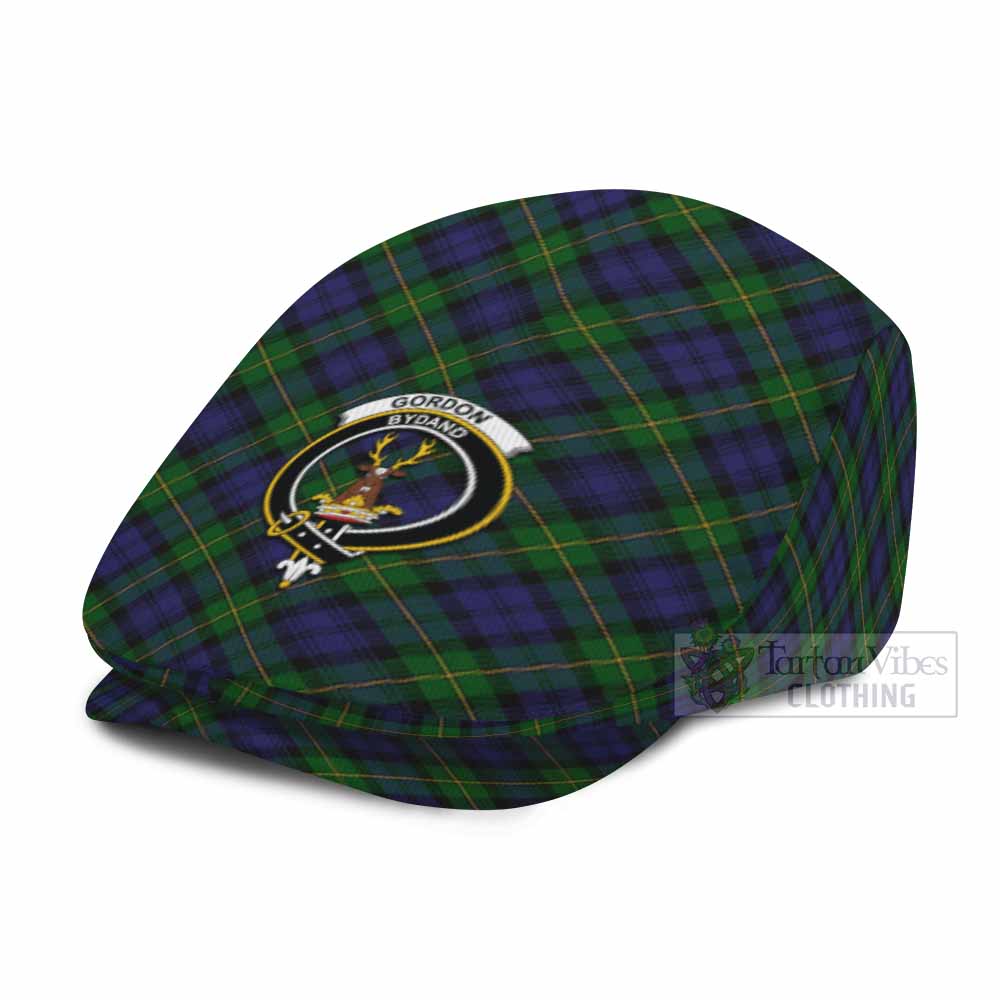 Gordon Tartan Flat Cap, Jeff Cap Cross Style with Family Crest - Tartan Vibes Clothing