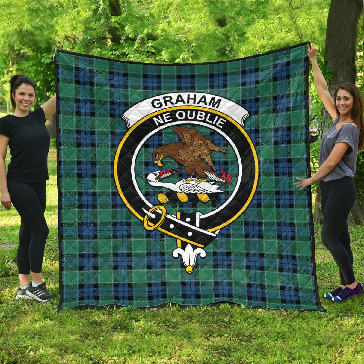 graham-of-menteith-ancient-tartan-quilt-with-family-crest