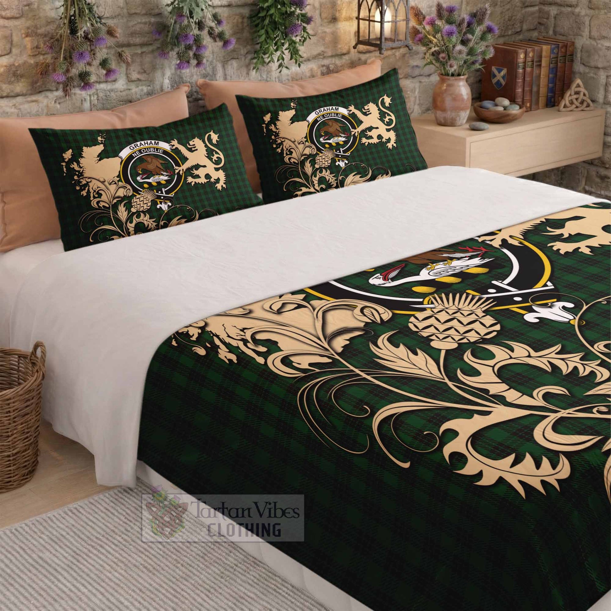 Graham Tartan Crest Bedding Set with Scottish Iconic Symbols 