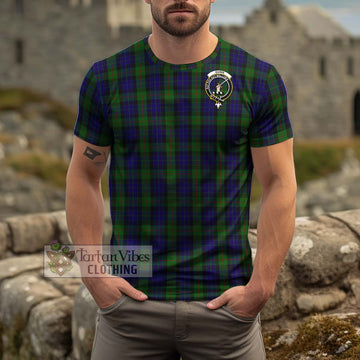 Gunn Tartan Cotton T-Shirt with Family Crest Men's Shirt - Tartanvibesclothing Shop