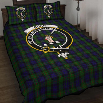 Gunn Tartan Quilt Bed Set with Family Crest