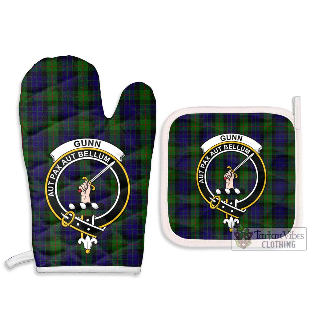 Gunn Tartan Combo Oven Mitt & Pot-Holder with Family Crest Combo 1 Oven Mitt & 2 Pot-Holder White - Tartan Vibes Clothing