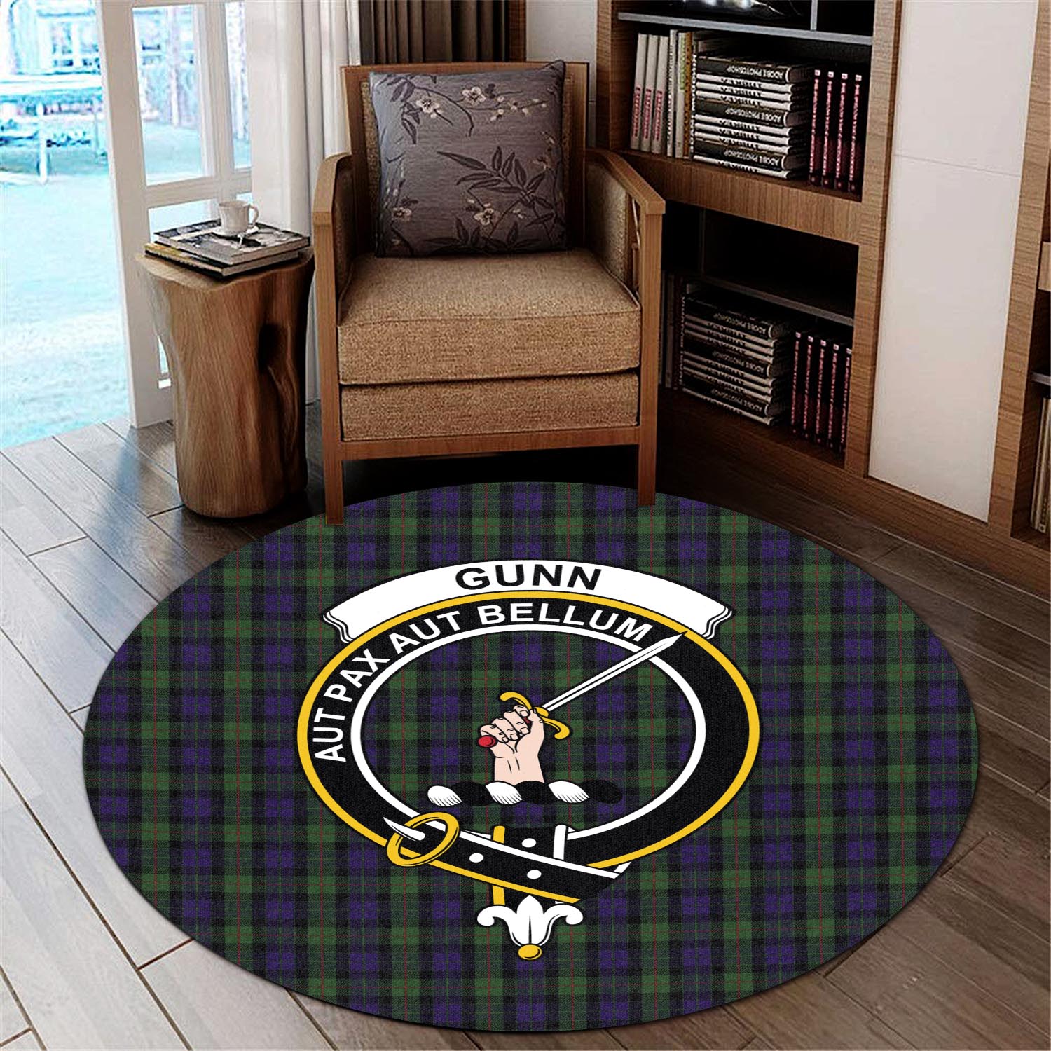 gunn-tartan-round-rug-with-family-crest
