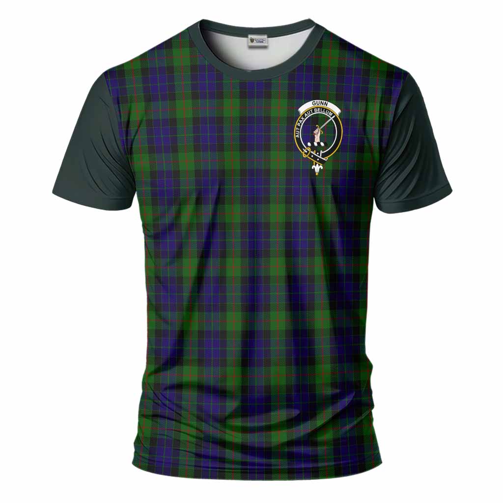 Gunn Tartan Accent T-Shirt with Family Crest