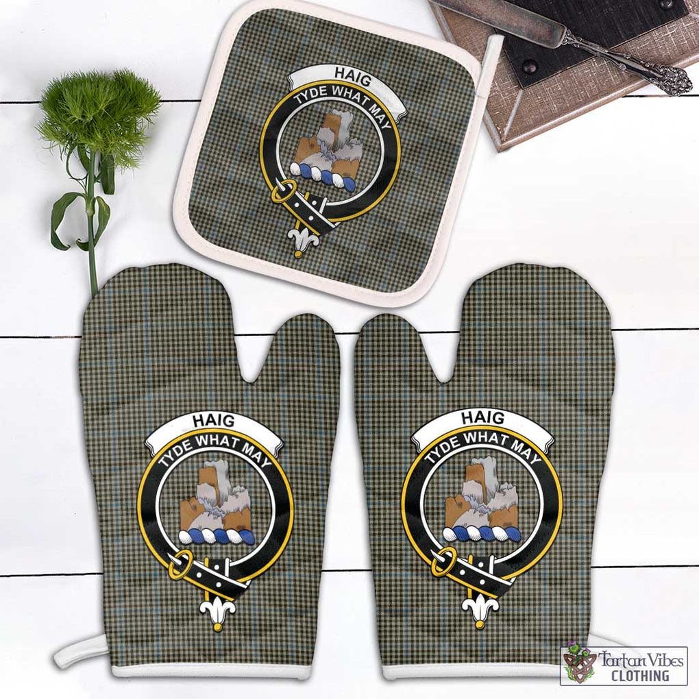 Haig Tartan Combo Oven Mitt & Pot-Holder with Family Crest Combo 1 Oven Mitt & 1 Pot-Holder White - Tartan Vibes Clothing
