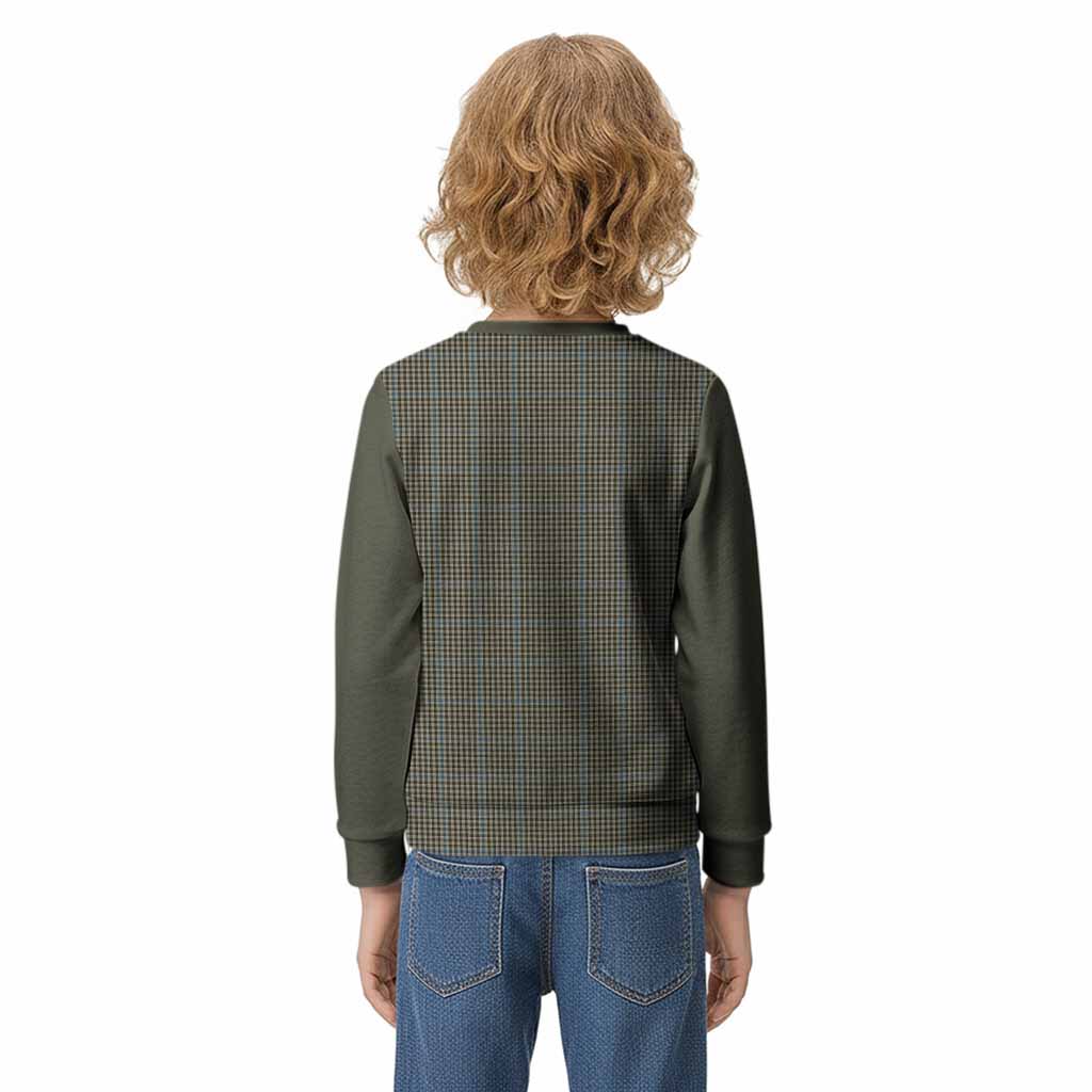 Haig Tartan Accent Kid Knitted Sweatshirt with Family Crest