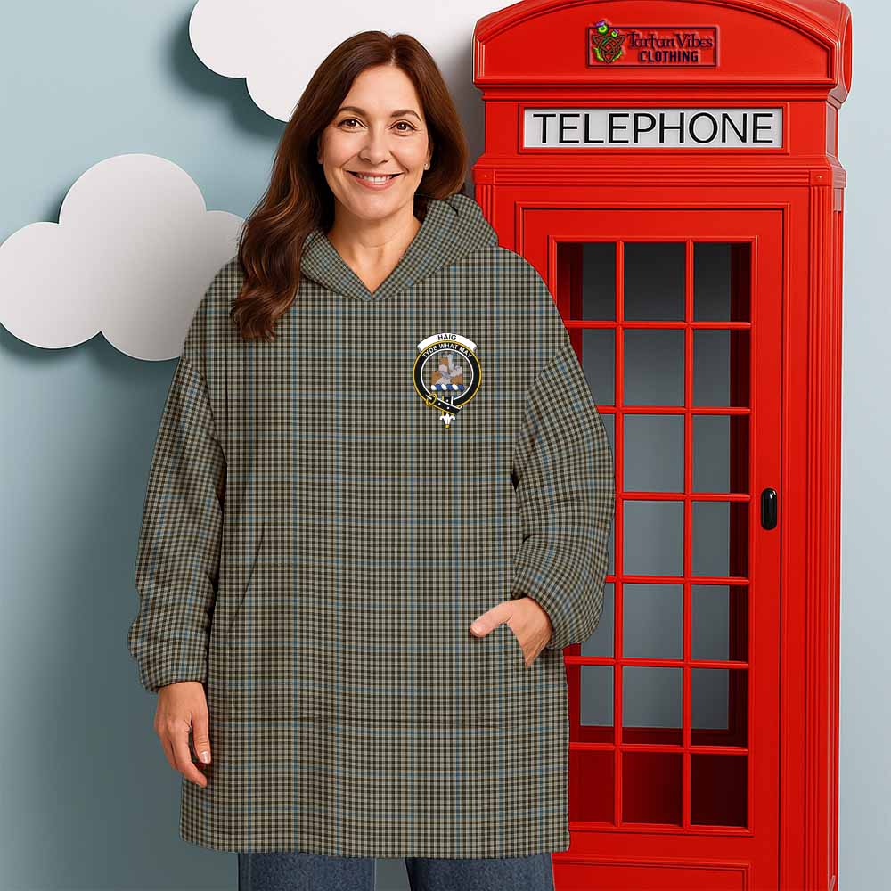 Haig Tartan Wearable Blanket with Family Crest - Tartan Vibes Clothing