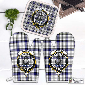 Hannay Tartan Combo Oven Mitt & Pot-Holder with Family Crest Combo 1 Oven Mitt & 1 Pot-Holder White - Tartan Vibes Clothing