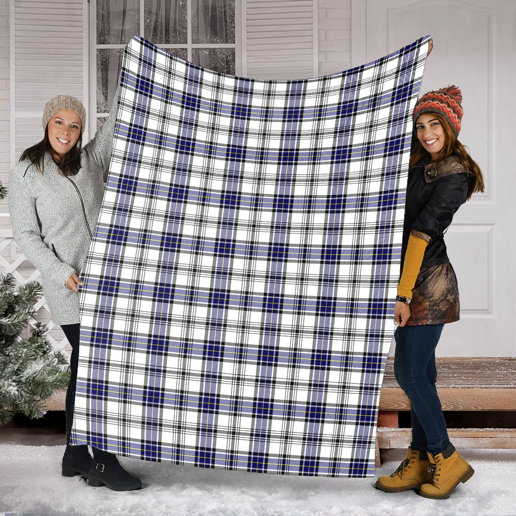 hannay-modern-tartan-blanket