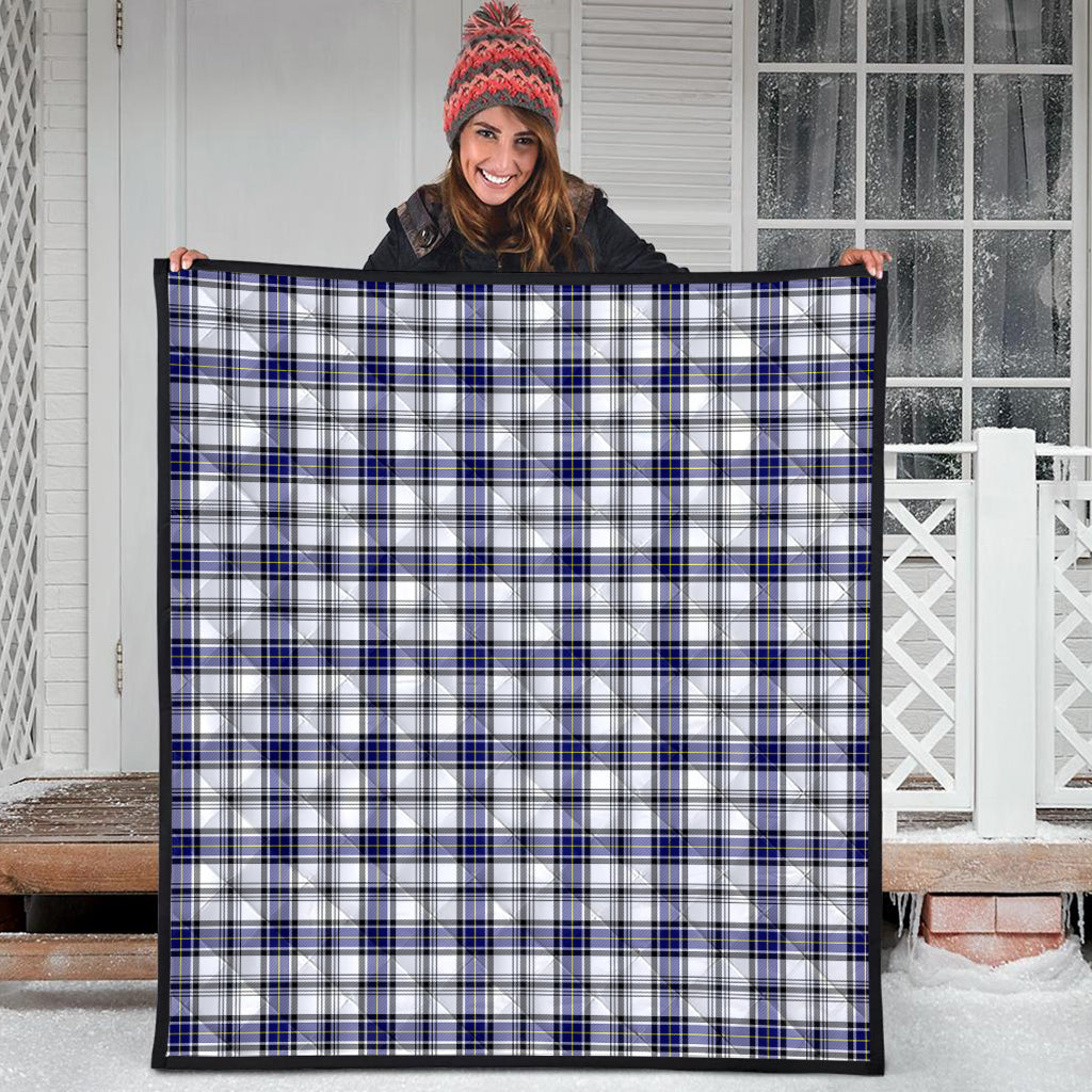 hannay-modern-tartan-quilt