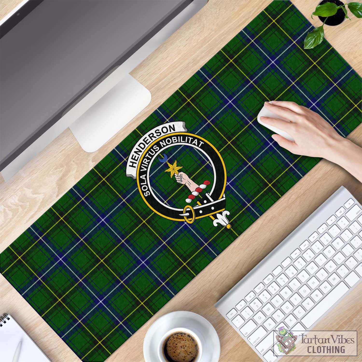 Tartan Vibes Clothing Henderson Modern Tartan Mouse Pad with Family Crest