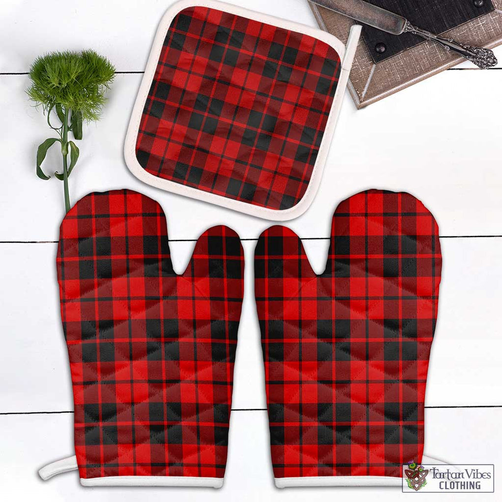 Hog Tartan Combo Oven Mitt & Pot-Holder Combo 2 Oven Mitt & 1 Pot-Holder Black - Tartan Vibes Clothing