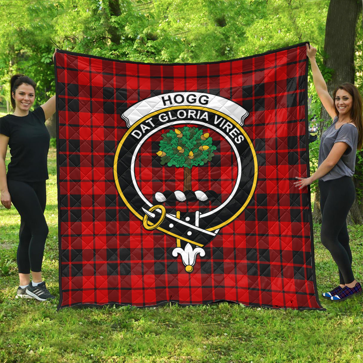 hogg-tartan-quilt-with-family-crest