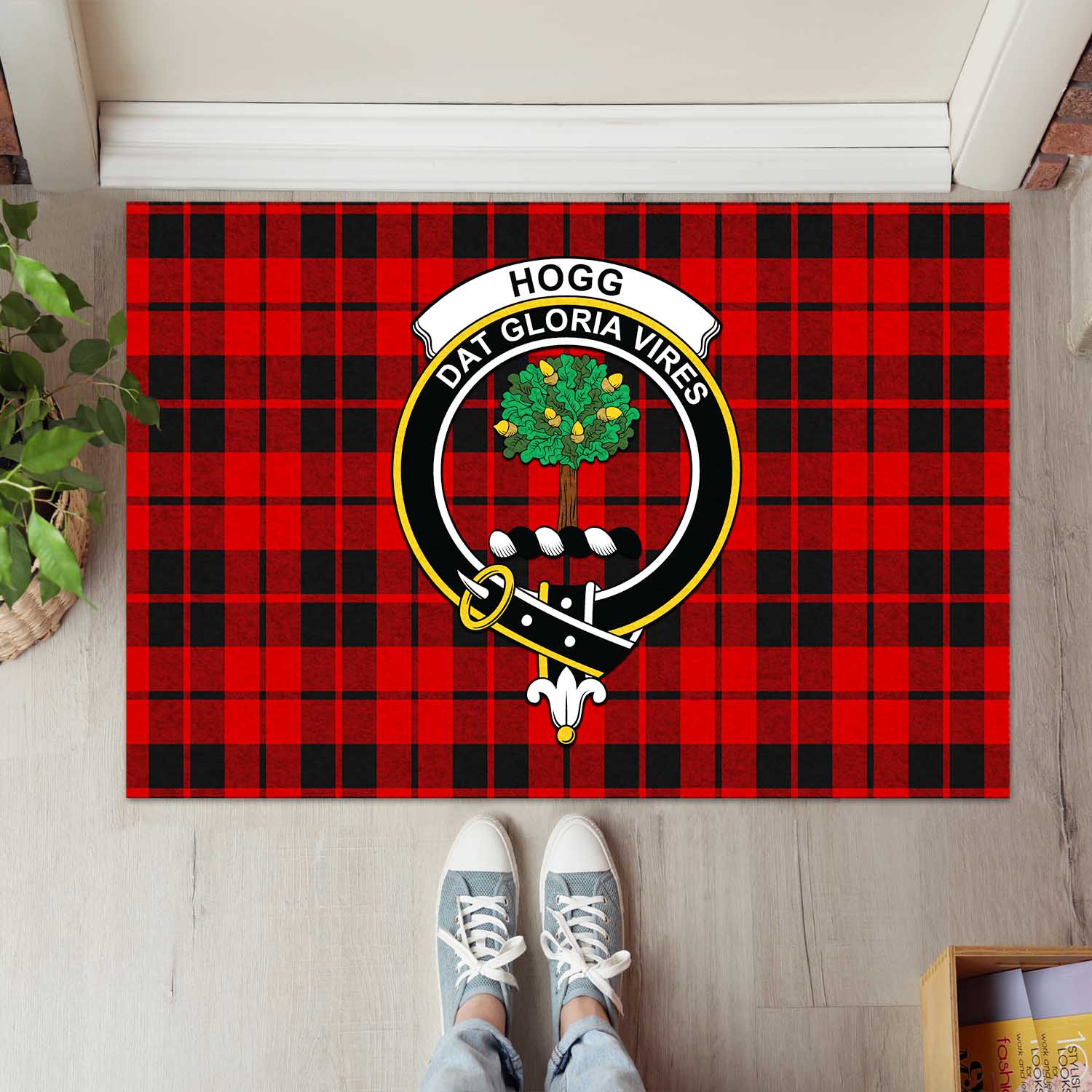 Hogg (Or Hog) Tartan Crest Area Rug