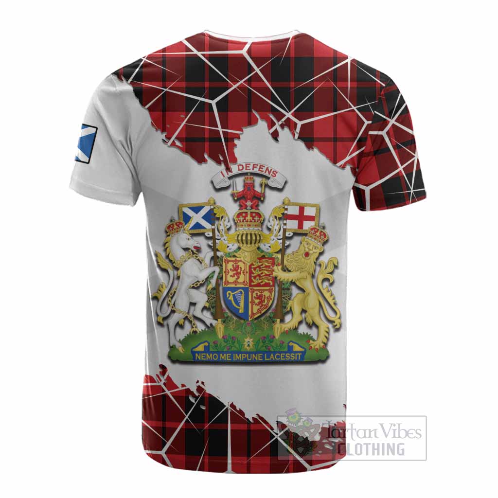 Hogg (Hog) Tartan Cotton T-shirt with Family Crest and Lion Rampant Grunge Style